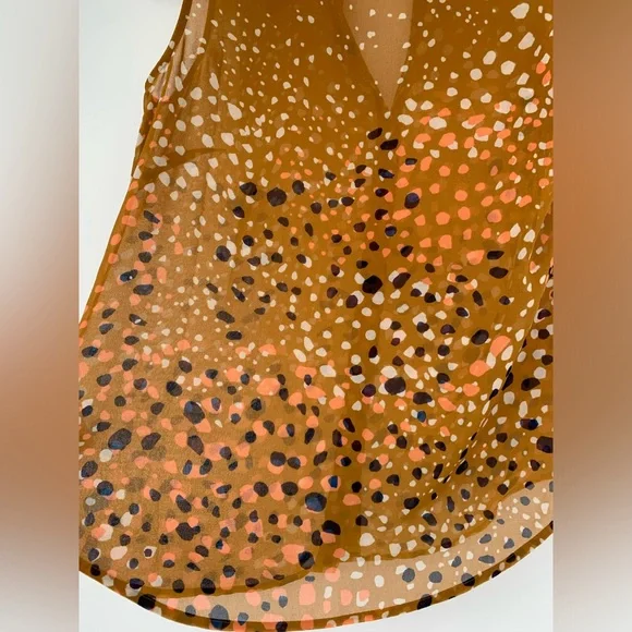 Cabi Cheers Collar Sleeveless Button Down Collared Semi Sheer Ombre Tank Top XS - Picture 4 of 5